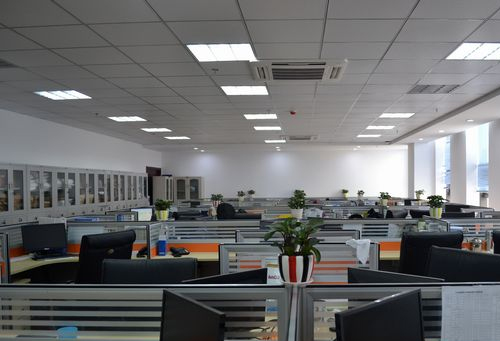 富联裕展科技取得治具及自动化设备，可实现自动化装配:自动化设备